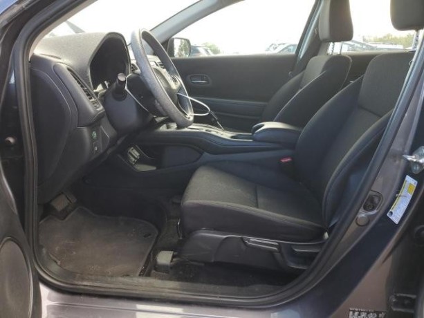 2018-honda-hr-v-lx-big-4