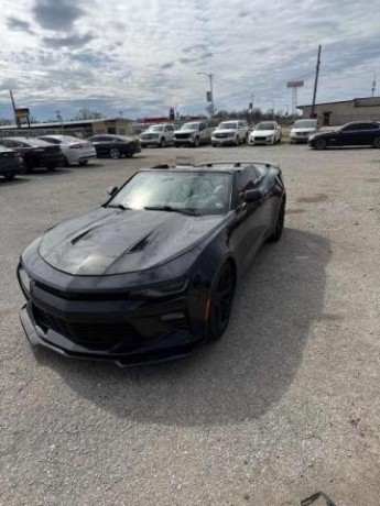 2017-chevrolet-camaro-ss-big-1