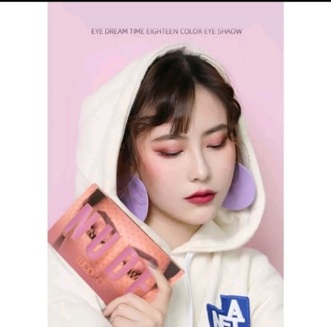 nude-eyeshadow-palette-eye-makeup-18-colors-desert-big-3